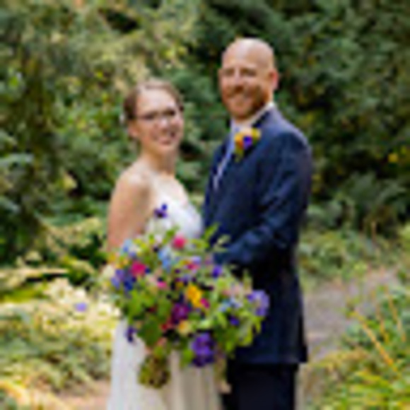 Meet your Posher, Sarah - Picture 1 of 1